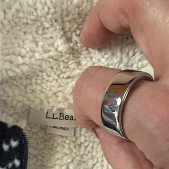 L.L. Bean Cream and Black Fleece Jacket - Picture 2 of 4